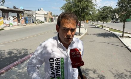 ‘Nos distingue el trabajo en campo’; recorre Álvaro Moreira distrito 16