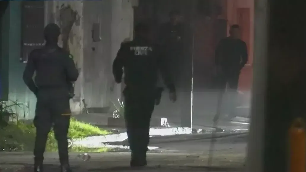 Lluvias ‘aparecen’  restos humanos en Monterrey