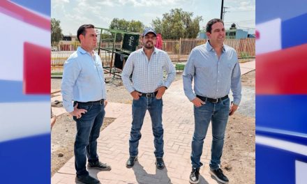 Supervisa el alcalde rehabilitación de plaza pública en Satélite Sur