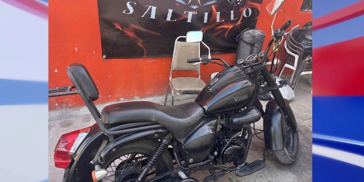 Sustraen motocicleta de una cochera en Saltillo