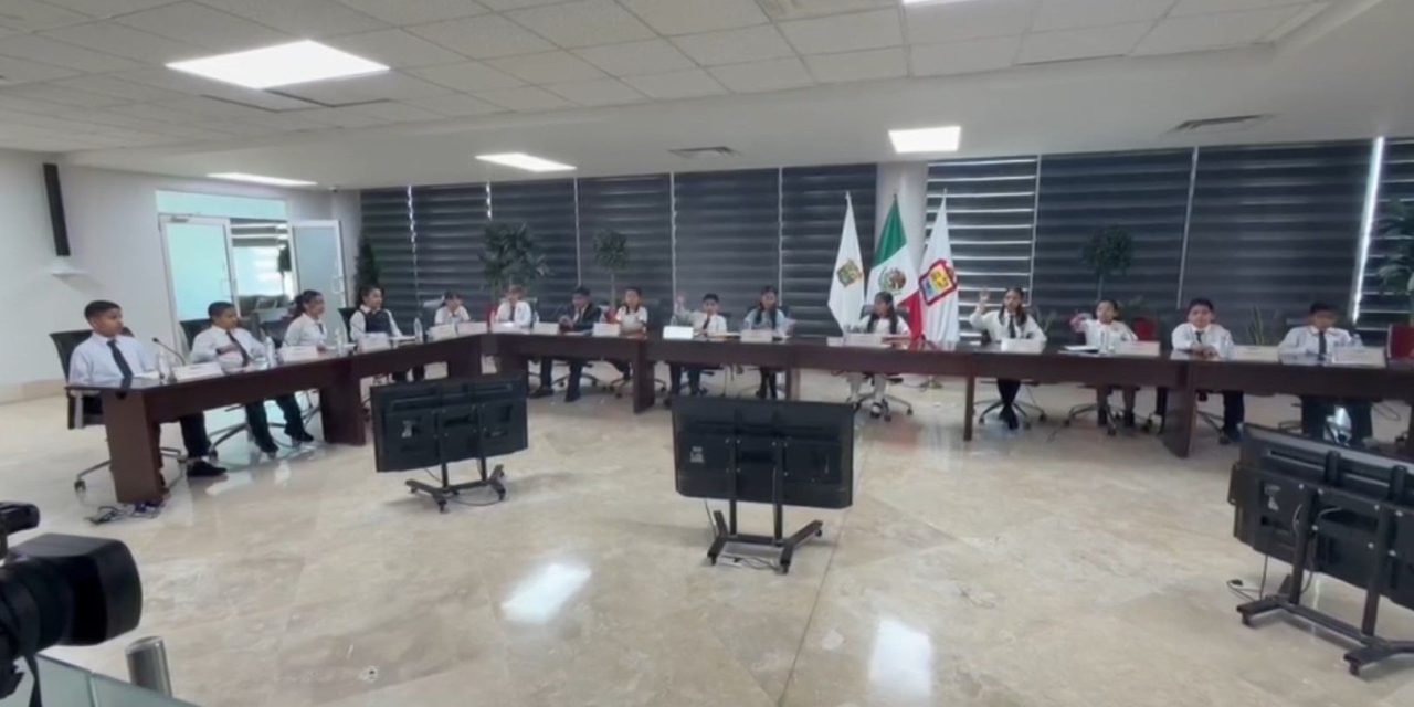 Toma protesta Cabildo Infantil de Torreón