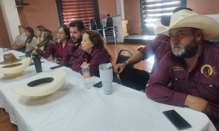 CAM 38 destaca atención a 160 alumnos mediante equinoterapia en informe anual