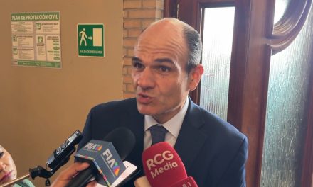 Detenida iniciativa que pone freno a aseguradoras, podría votarse en septiembre