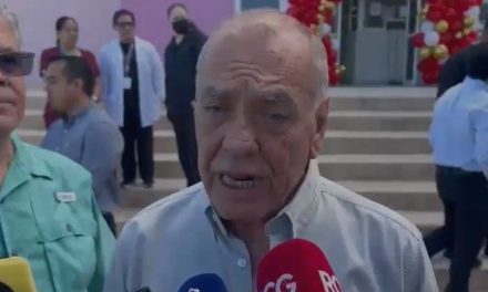 Reparte secretaría de Salud 2 mil 500 frascos de plata coloidal en Piedras Negras