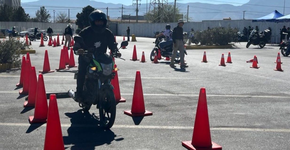 Emite Comisaría recomendaciones para motociclistas