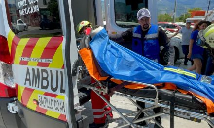 Trabajador ponía cámaras en secundaria de Saltillo y sufre caída de más de 5 metros