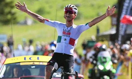 Isaac del Toro hace historia y conquista el Tour de Auvernia-Ródano-Alpes