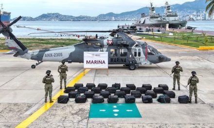 Marina asegura más de una tonelada de cocaína frente a costas de Guerrero