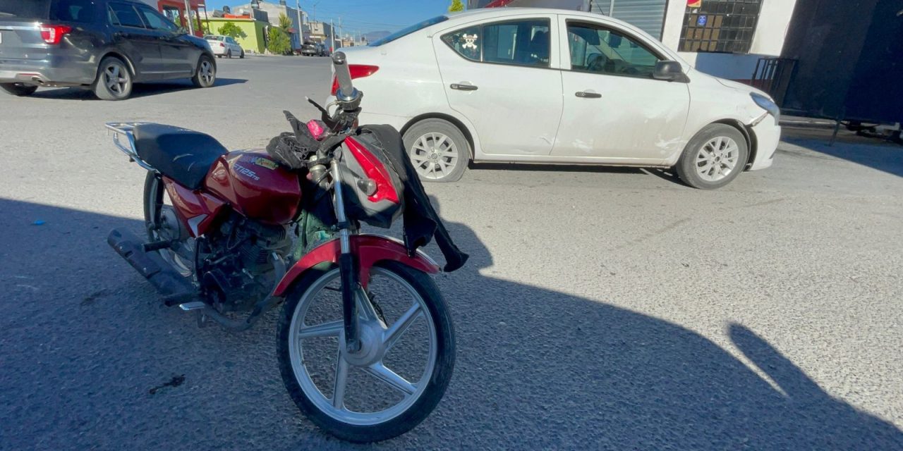Jovenes terminan lesionados tras accidente en Prados de San José