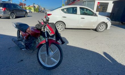Jovenes terminan lesionados tras accidente en Prados de San José