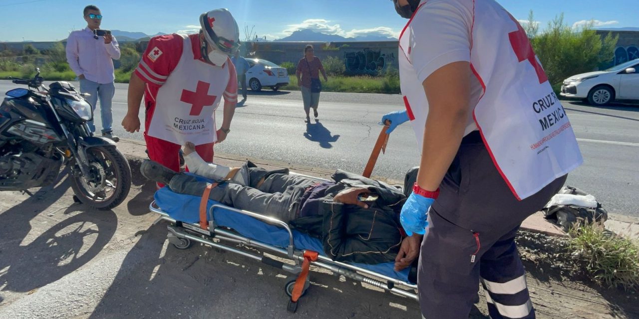 Motociclista resulta lesionado tras impactarse contra auto en Vito Alessio