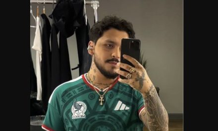 Christian Nodal presume la playera de la Selección Mexicana y se suma a la fiebre del Mundial