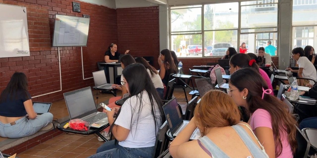 Ofrece UAdeC Programa de Capacitación Docente para fortalecer las competencias pedagógicas