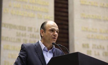 Propone diputado Jericó crear paraderos seguros para transportistas en todo el país