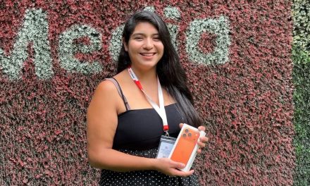 RCG Media sí cumple; recibe ganadora el IPhone 17