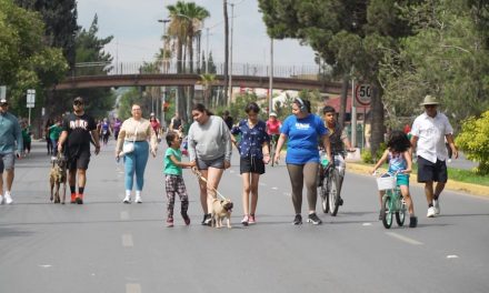 Saltillenses disfrutan en familia la Ruta Recreativa
