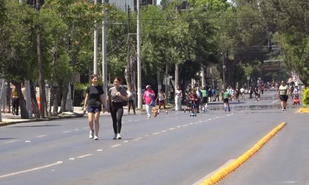 Se activan en la Ruta Recreativa y animan la carrera 21K Coahuila 2026
