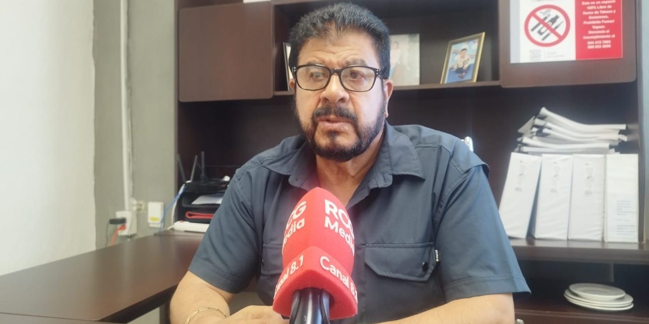Siguen reparando la carpeta asfáltica dañada por las lluvias en Saltillo