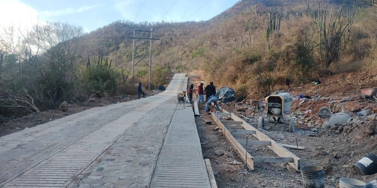 Construirá SICT en 2026, 388 caminos artesanales en 18 entidades