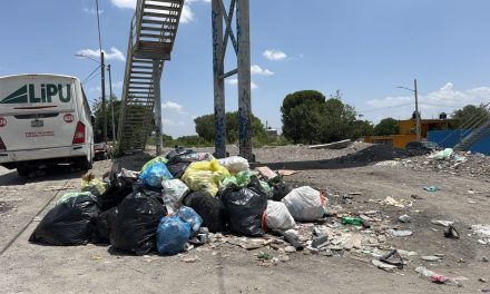 Vecinos de ‘El Tanquecito’ piden sancionar a malos colonos que tiran basura a destiempo