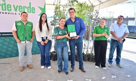 Carlos Villarreal se suma a la campaña Verde Verde Coahuila