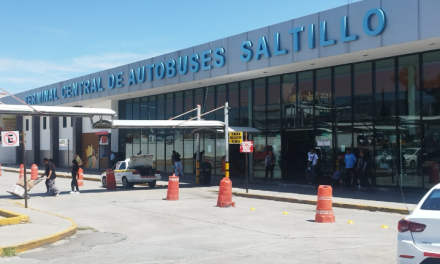 Vacaciones de verano elevan la afluencia en la Central de Autobuses de Saltillo