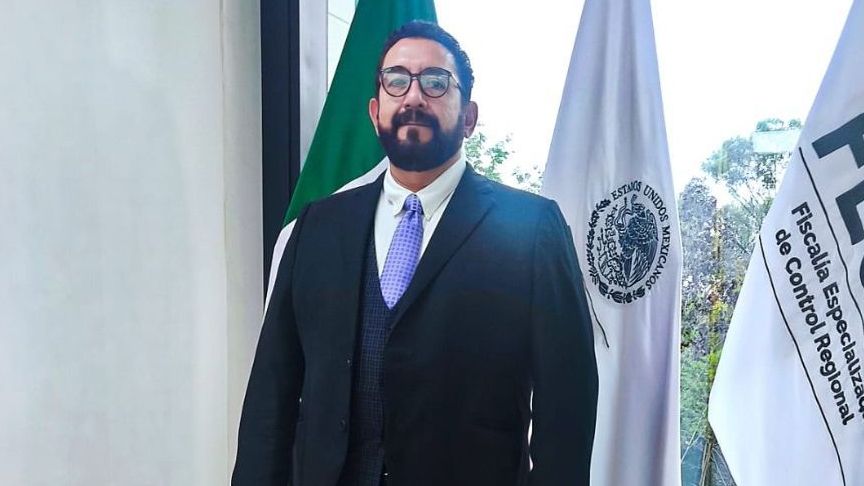 Renuncia Ulises Lara a la Fiscalía General de la República