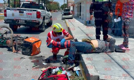 Saltillo: Motocilcilstas resultan lesionados tras accidente en Valdés Sánchez