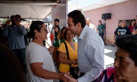 Javier Díaz da inicio a más obras de repavimentación