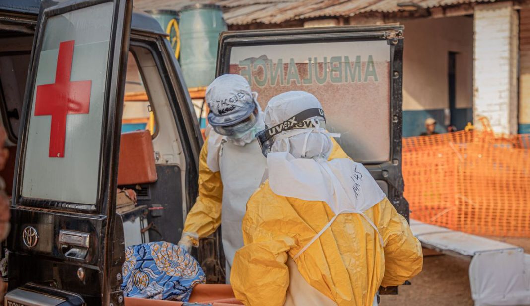 Inician pruebas de tratamientos contra brote de ébola en el Congo