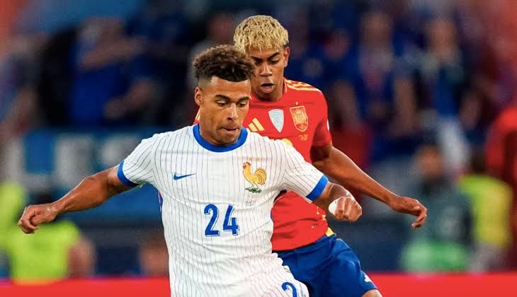 Francia se prepara para el choque de semifinales contra España