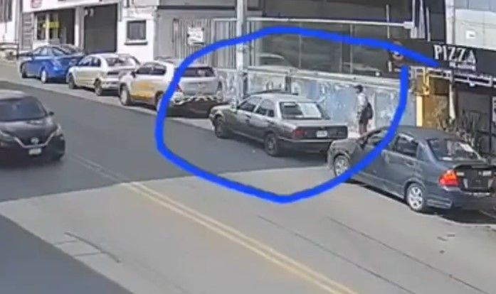Así robaron un auto en menos de un minuto en Cuernavaca (video)