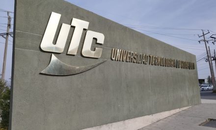 Aplican examen de admisión a casi mil 500 alumnos en la UTC