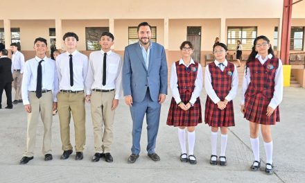 Carlos Villarreal se suma al arranque estatal del ciclo escolar 2026-2027
