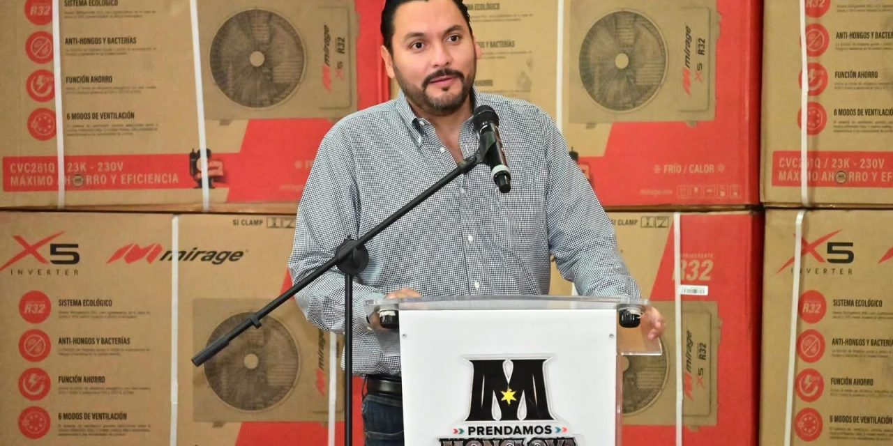Carlos Villarreal y Mejora Coahuila fortalecen las escuelas de Monclova
