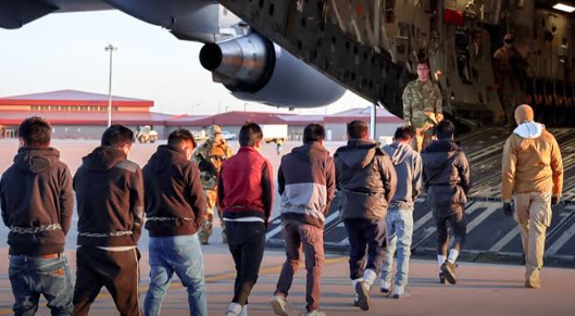 ICE deporta a México a solicitantes de refugio pese a riesgo de tortura