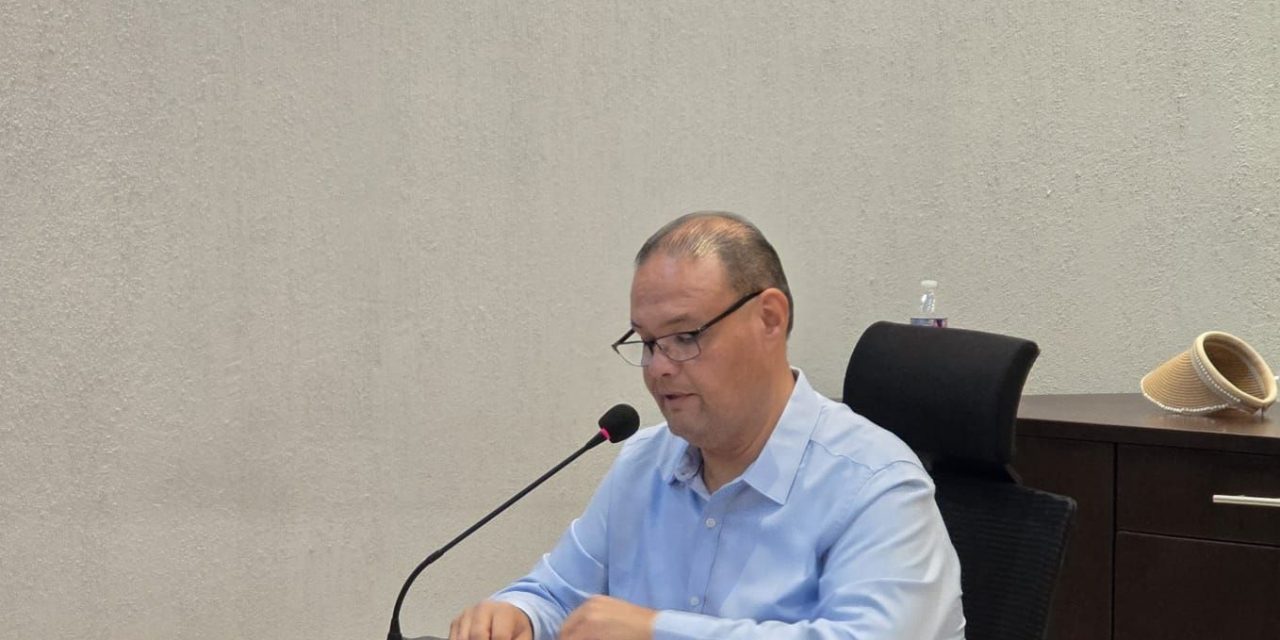 Acuña destaca finanzas sanas y manejo responsable de recursos