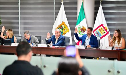 Aprueban en Cabildo acuerdos en favor de la educación, el bienestar animal y recolección de basura