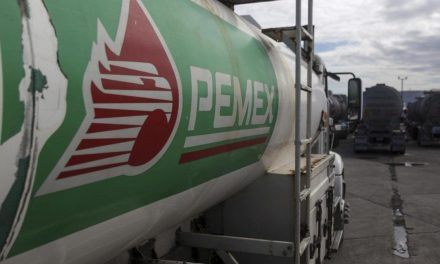 Calculan pérdidas millonarias por huachicol fiscal en México