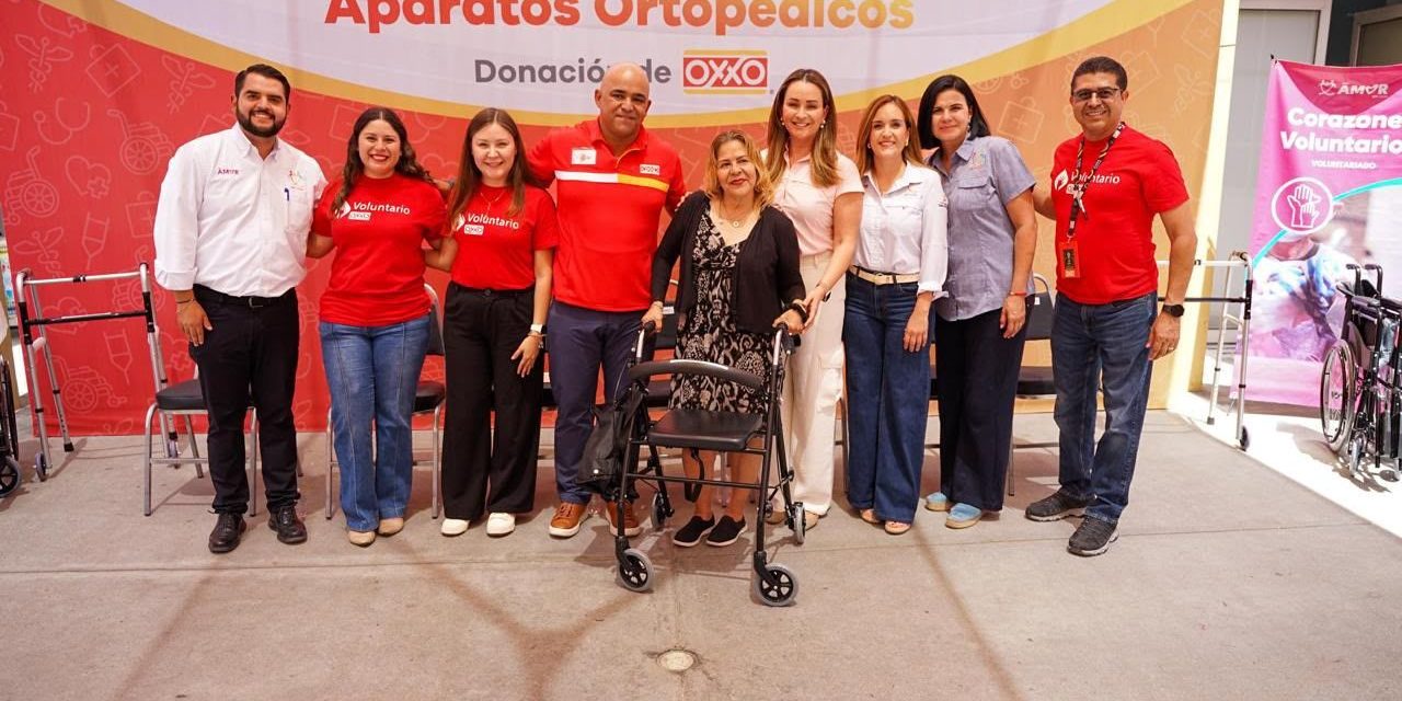 Dona OXXO aparatos ortopédicos al DIF Saltillo