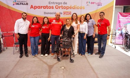 Dona OXXO aparatos ortopédicos al DIF Saltillo