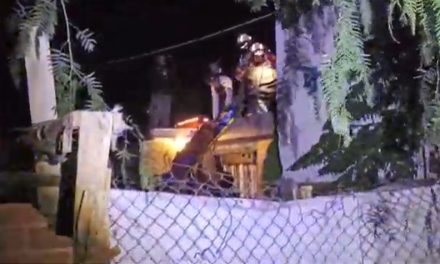 Mujer cae desde un balcón tras una riña en Saltillo
