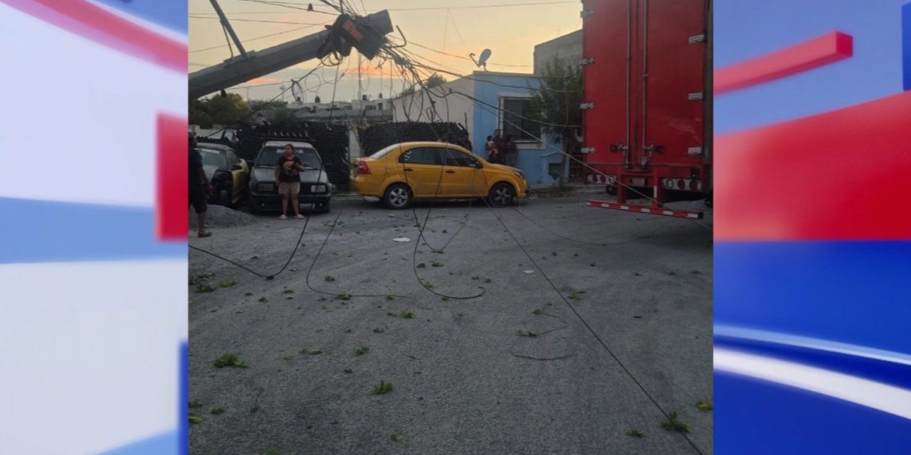 Camión causa destrozos en la colonia Analco en Ramos Arizpe