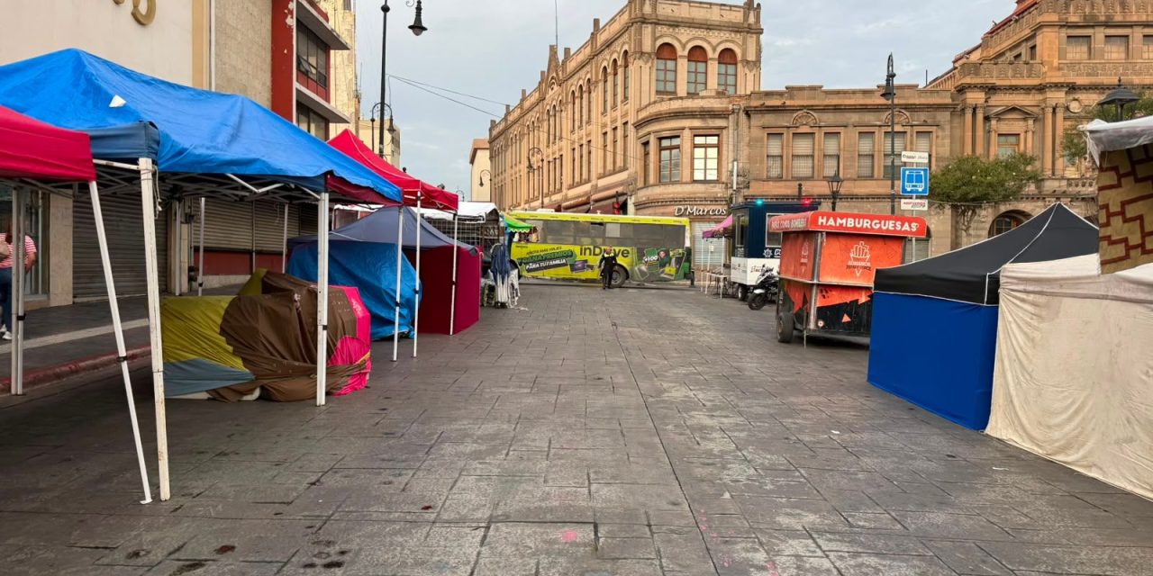Saltillo: Cierran calles aledañas a catedral por la fiesta del Santo Cristo