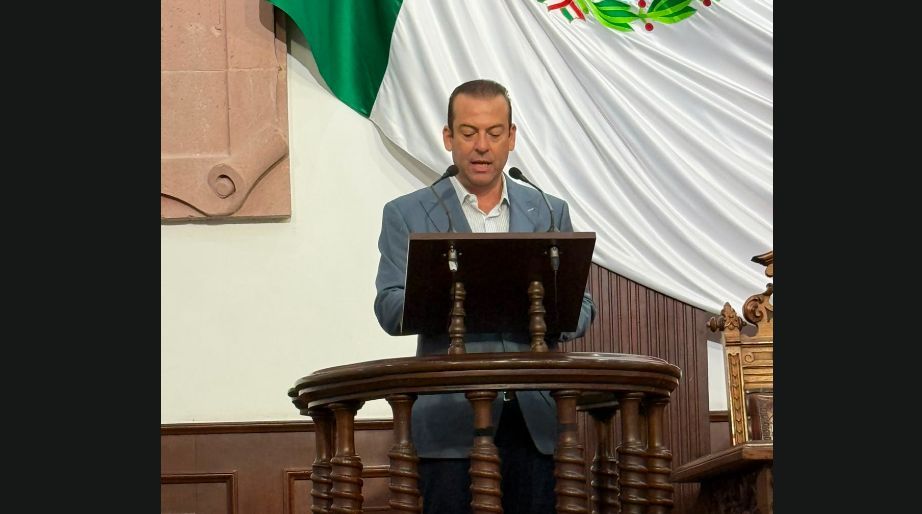Aprueban solicitud para proteger la economía de los padres de familia este regreso a clases