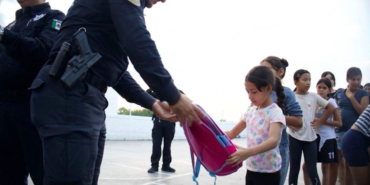 Conviven policías estatales con familias en Saltillo