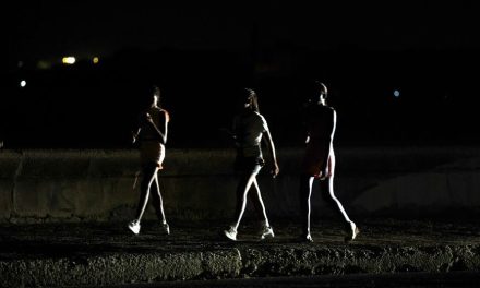Crisis energética en Cuba: vuelve la electricidad tras 36 horas de apagón