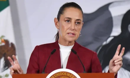 Claudia Sheinbaum firma decreto de transparencia digital: Elimina discrecionalidad de funcionarios y transparenta contratos