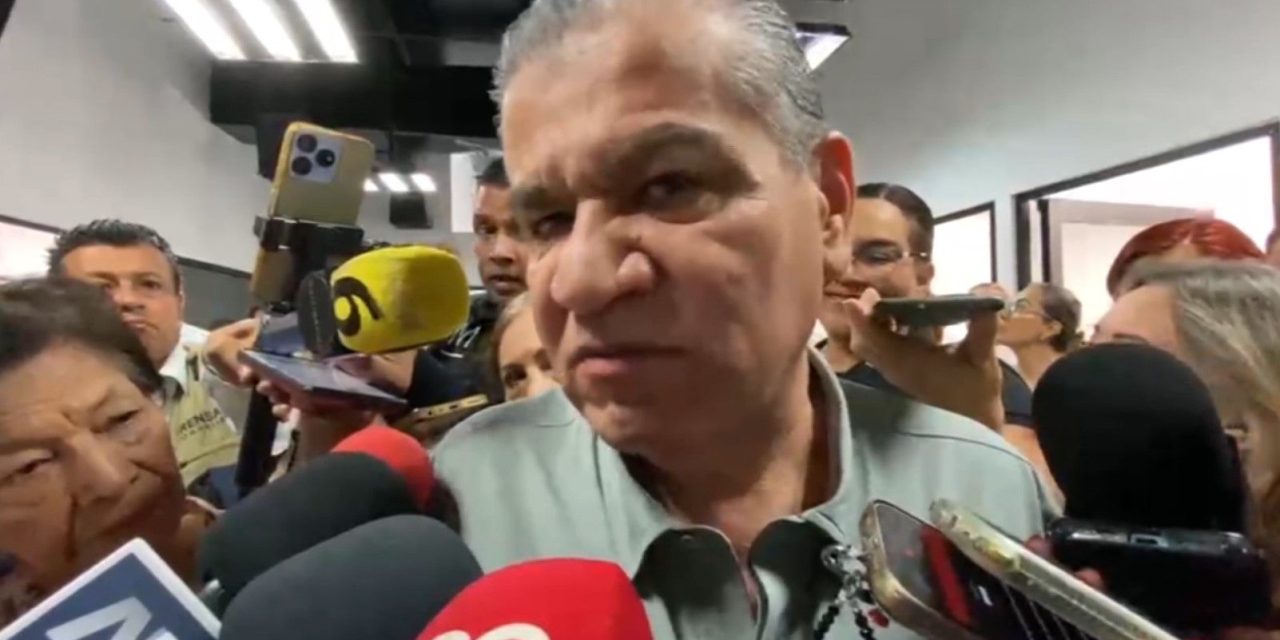 Desmiente Riquelme dichos de Attolini
