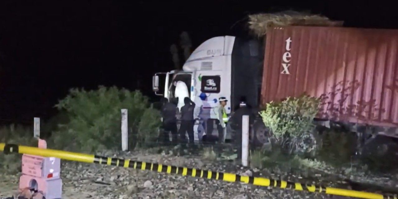 Infarto fulmina a trailero en la carretera Saltillo-Zacatecas